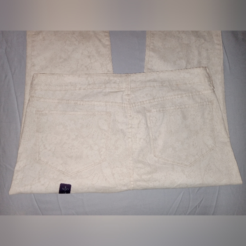 💣NYDJ JEANS/PANTS CREAM W/  PAISLEY PRINT SZ 14 - Picture 5 of 6